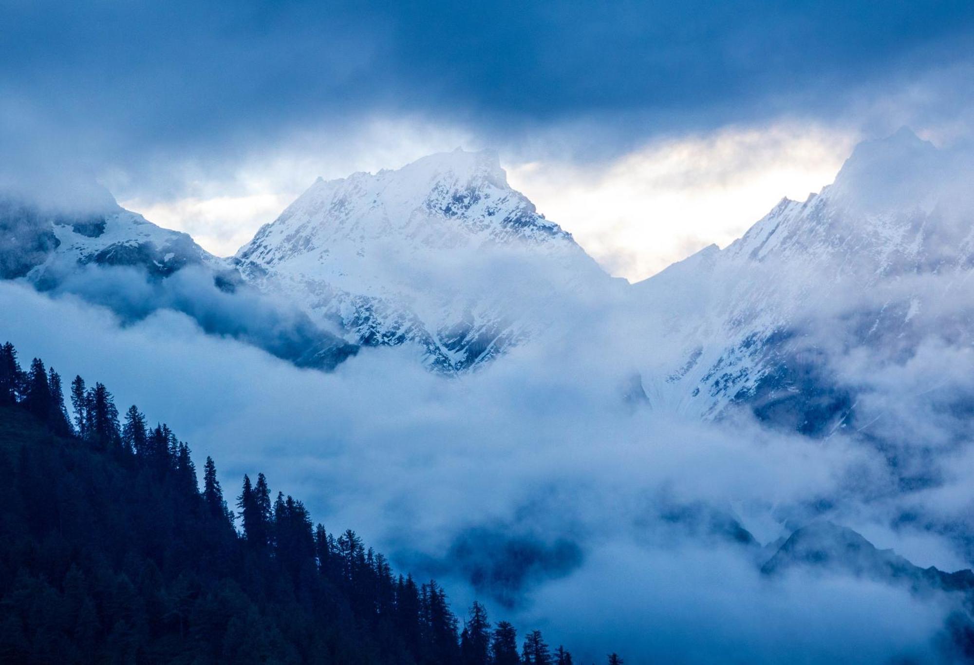 The Homstel Manali Vandrarhem Exteriör bild